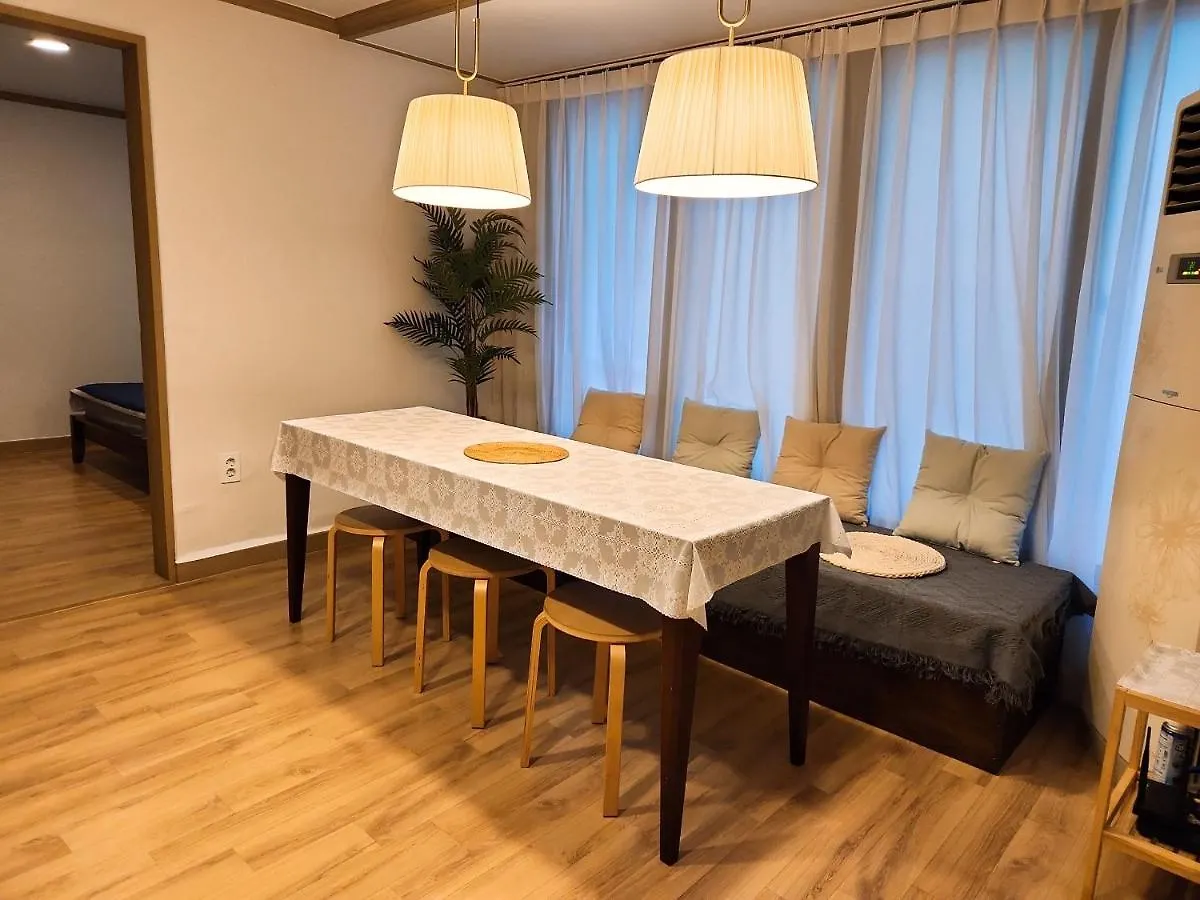3 Rooms For Rent Near Mapo-Gu Office Station, Mapo-Gu, Seoul Villa Seoul
